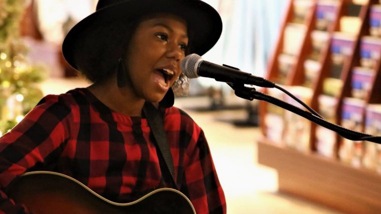 Rising Star Phoebe White Teen Kids News